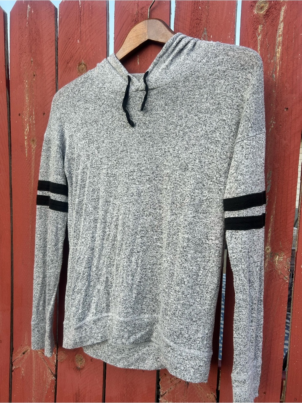 SO Light Gray Hooded Knit Pullover with Black Stripe Sleeves CozyHoodie / size s